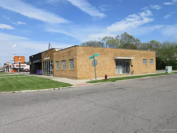 19150 KELLY Road, Detroit, MI 48224