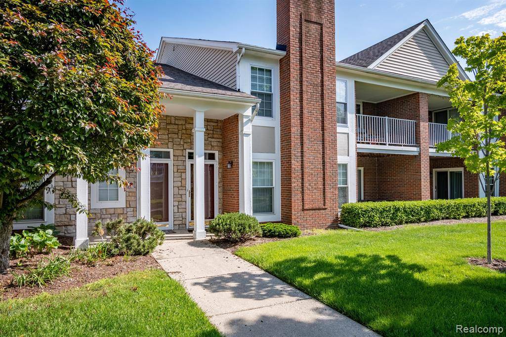 4137 BERKSHIRE Drive, Sterling Heights, MI 48314