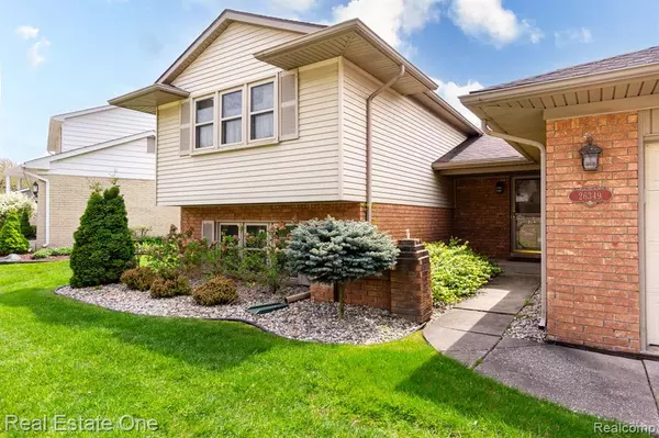 Taylor, MI 48180,26349 S SUSAN E Street