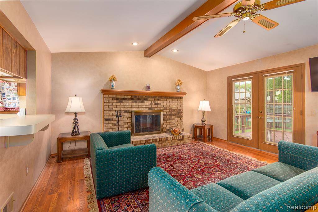 Sterling Heights, MI 48313,13652 AMANDA Drive