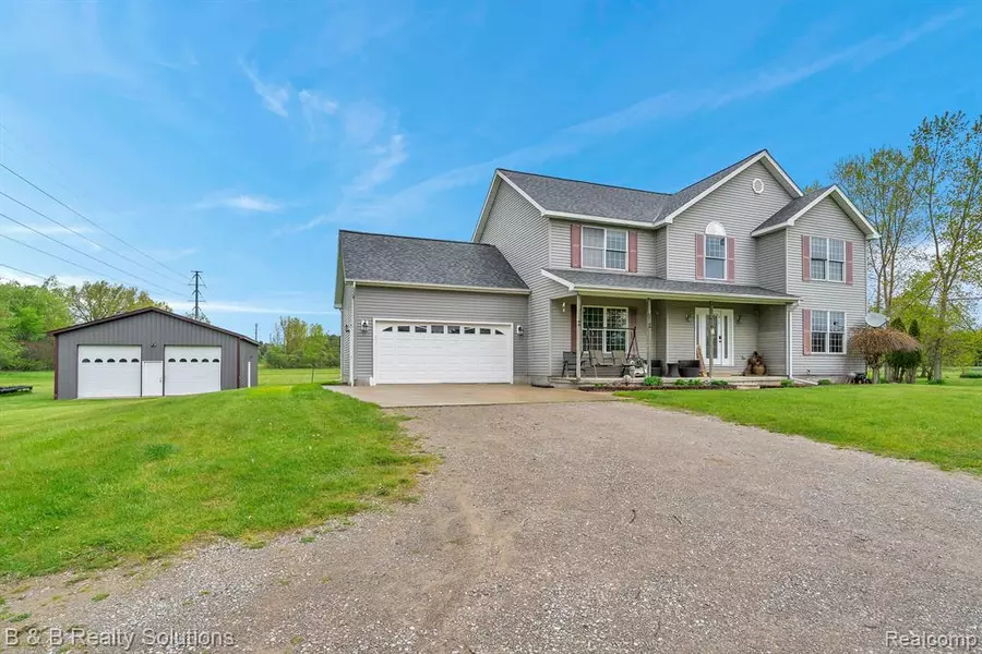 3594 W BARNES LAKE Road, Columbiaville, MI 48421