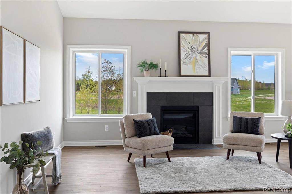 Grand Blanc, MI 48439,10033 Santa Lucia Court