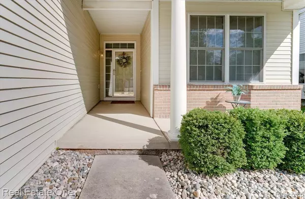 Auburn Hills, MI 48326,3582 RIVERSIDE Drive