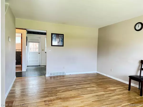 Madison Heights, MI 48071,29241 TESSMER Court