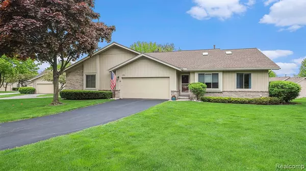 Lake Orion, MI,1991 HUNTERS Lane