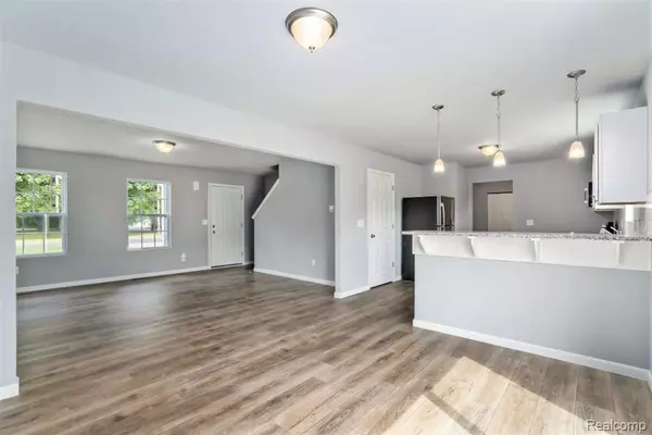 Davisburg, MI 48350,115 Forest Way