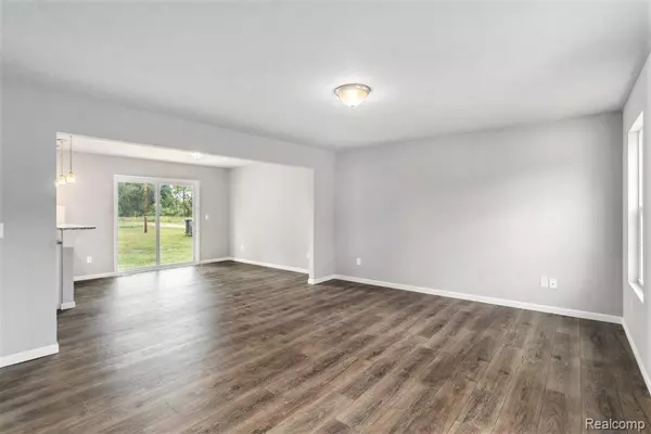 Davisburg, MI 48350,115 Forest Way