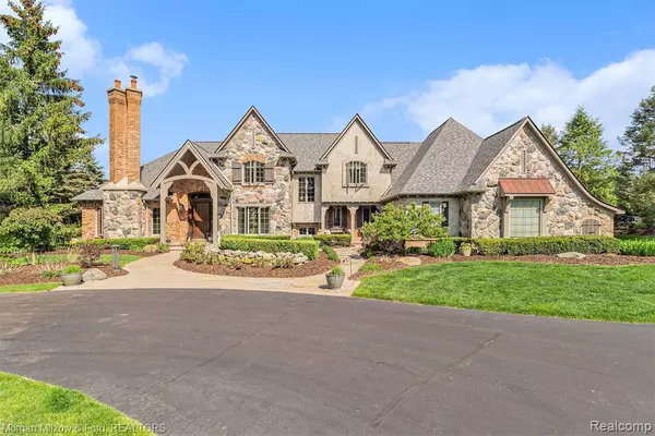 7654 STONEVALLEY, Clarkston, MI 48348