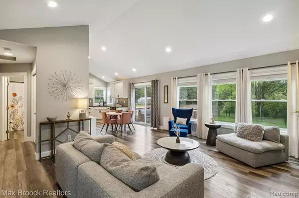 Montague, MI 49437,9314 PAULINE Street