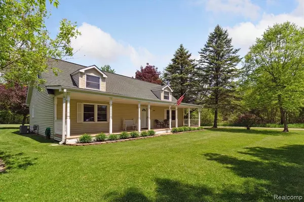 Leonard, MI 48367,898 ROWLAND Road