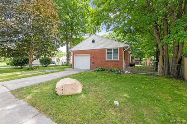 New Haven, MI 48048,30074 CARL Street