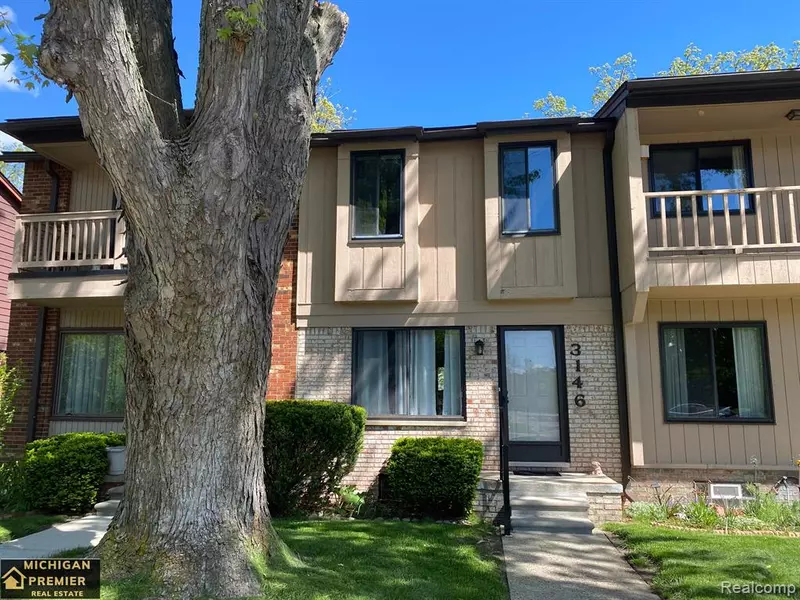 3146 SUMMERS Road, Keego Harbor, MI 48320