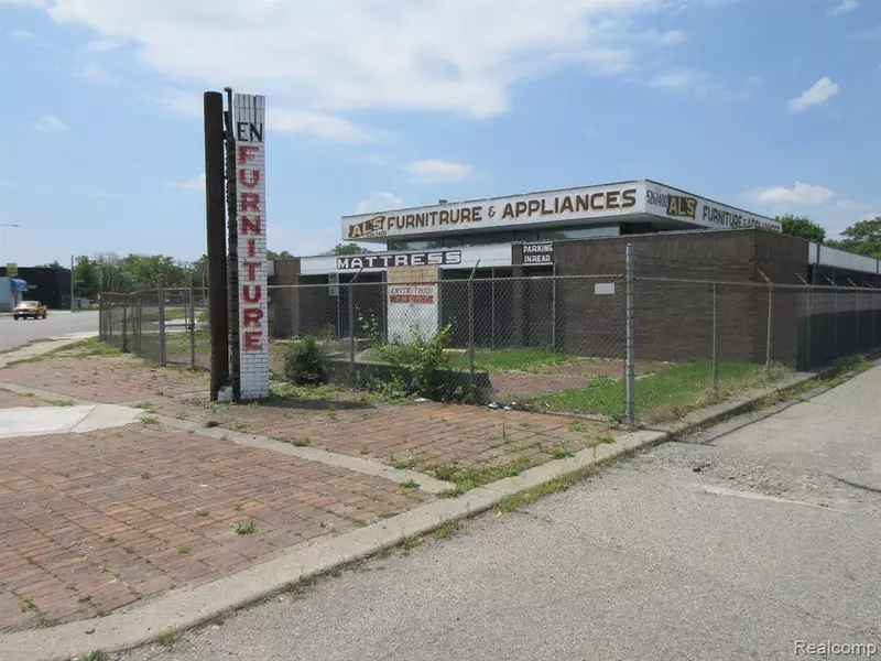 11511 KELLY Road, Detroit, MI 48224