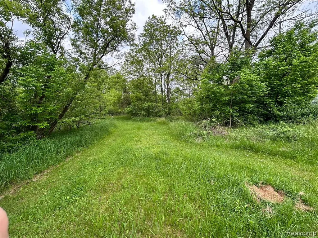 Flint, MI 48532,2356 S DYE Road