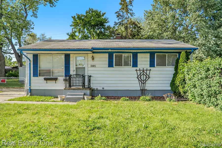 385 2ND Avenue, Pontiac, MI 48340