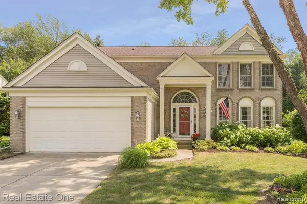3893 LONG MEADOW Lane, Lake Orion, MI