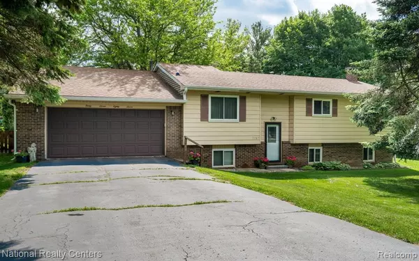 3787 Rohr Road, Lake Orion, MI