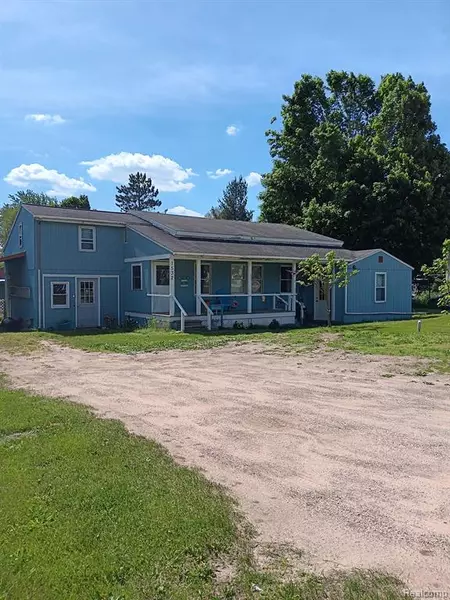 1532 E CARO Road, Caro, MI 48723