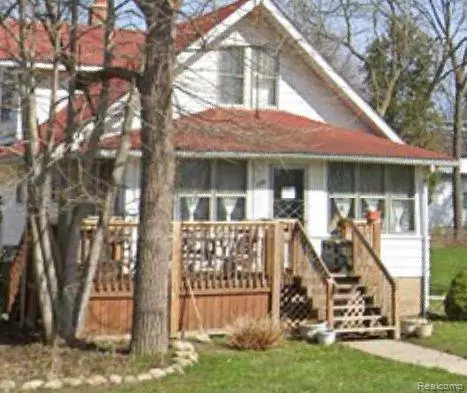125 E MAIN Street, Otisville, MI 48463