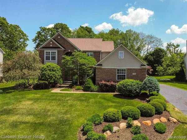 720 Donald Drive, Highland, MI 48356