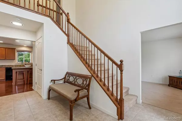 South Lyon, MI 48178,10022 OTTER Drive