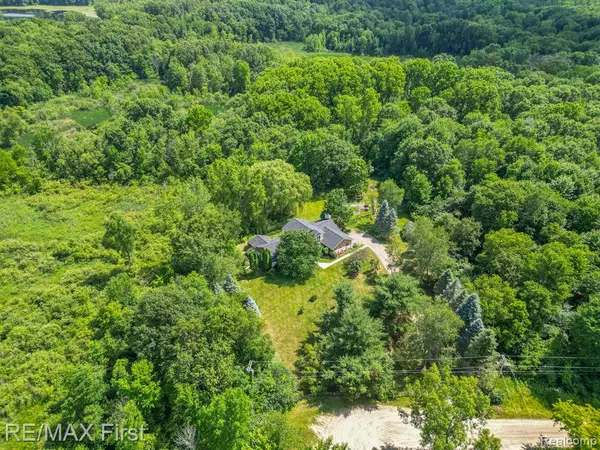 Ortonville, MI 48462,1201 HOUGHTON Trail
