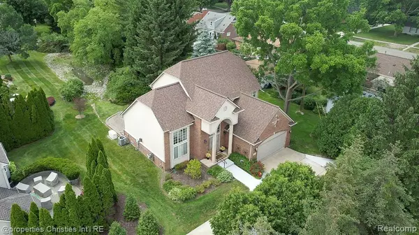 Beverly Hills, MI 48025,100 CHARRINGTON