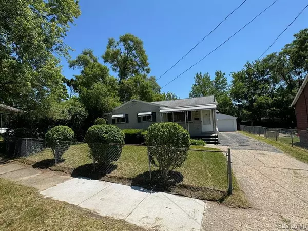 Pontiac, MI 48342,102 CADILLAC Street