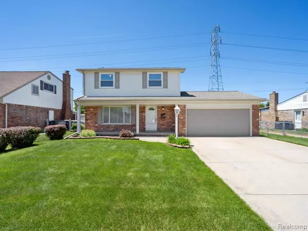 34175 COACHWOOD Drive, Sterling Heights, MI 48312