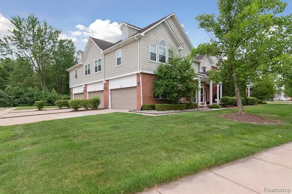 New Boston, MI 48164,29811 TRAIL CREEK Drive