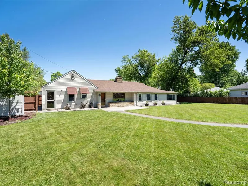 488 Little Avenue, Cottrellville, MI