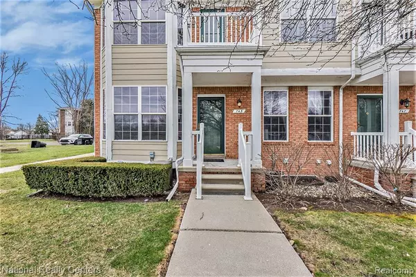 Detroit, MI 48215,743 ABERTON Avenue