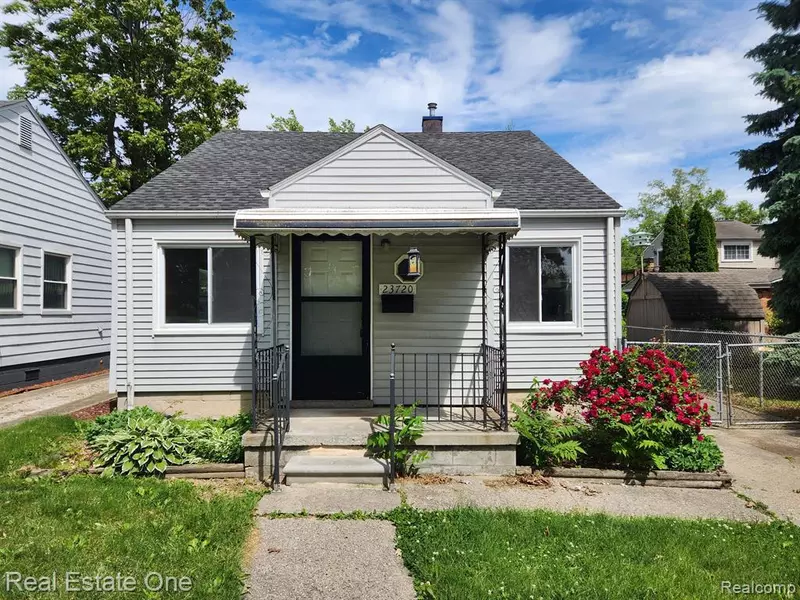 23720 VANCE Avenue, Hazel Park, MI 48030