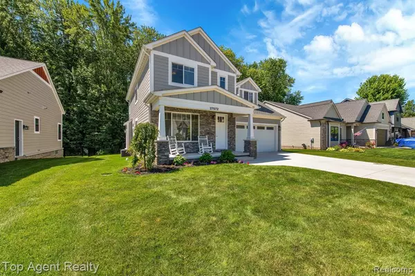 Harrison Township, MI,27572 COLERIDGE Street