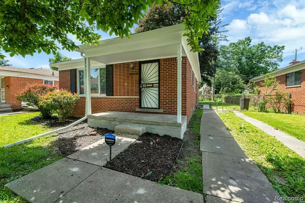 Detroit, MI 48223,15493 PLAINVIEW Avenue