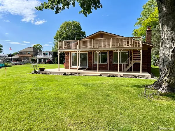 Harrison Township, MI,30840 N RIVER Road