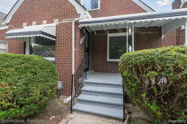 Detroit, MI 48205,17330 DRESDEN Street