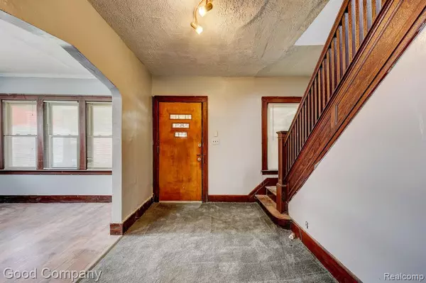 Detroit, MI 48213,5045 FAIRVIEW Street