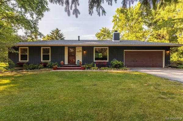 7660 MARSHALL Road,  Dexter,  MI 48130