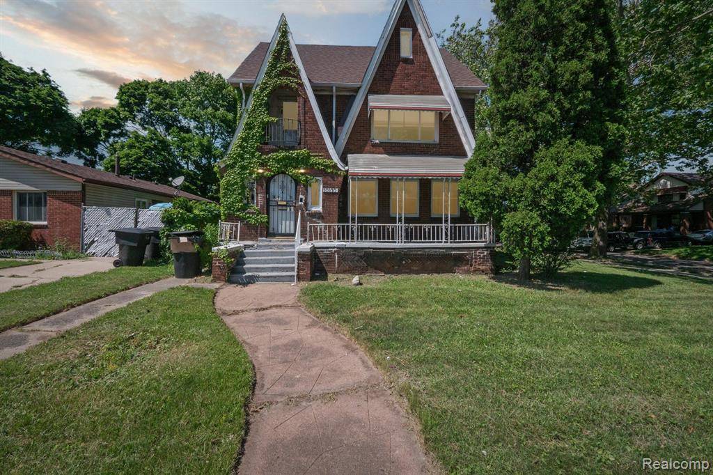 10100 TIREMAN Street, Detroit, MI 48204