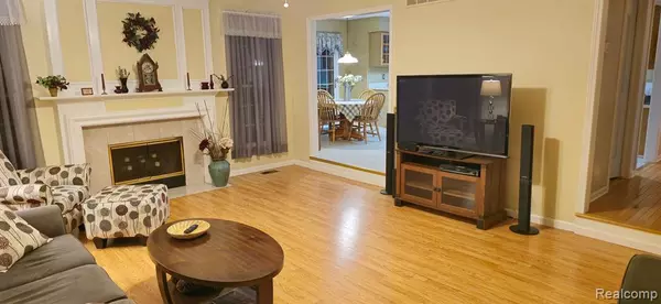 Lake Orion, MI,3865 LONG MEADOW Lane