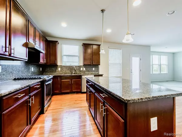 New Hudson, MI 48165,57592 VILLAGE Drive