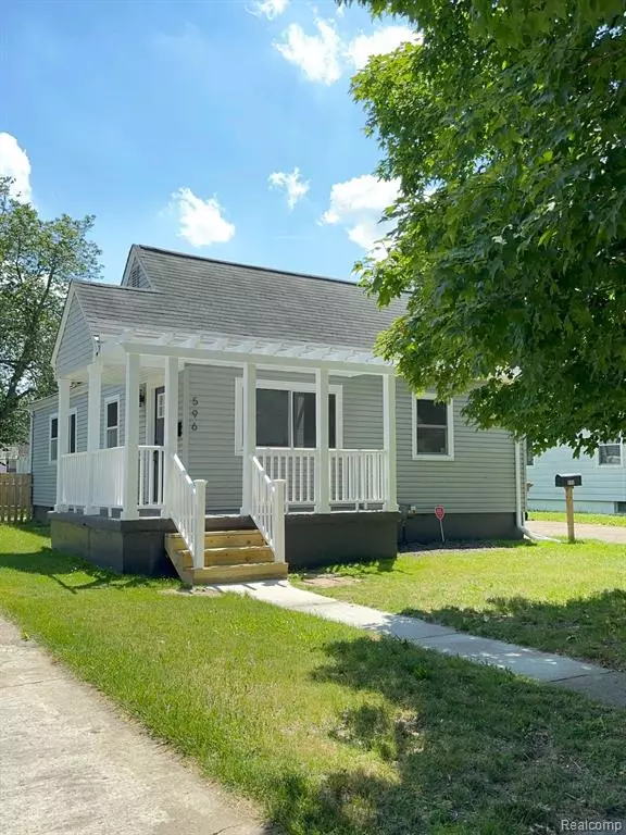 Pontiac, MI 48340,596 4TH Avenue