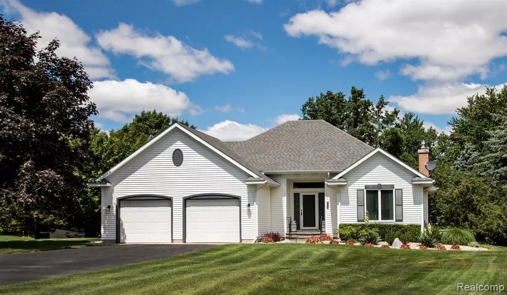 5344 CLIFFORD Court, Stanton, MI 48888