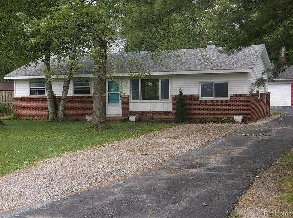 6480 JAY Drive, Lambertville, MI 48144