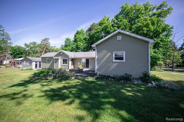 Linden, MI 48451,411 N BRIDGE Street