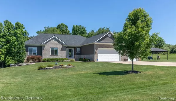Ortonville, MI 48462,610 PHEASANT RIDGE Drive