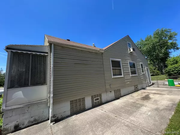 Ferndale, MI 48220,1066 PEARSON Street
