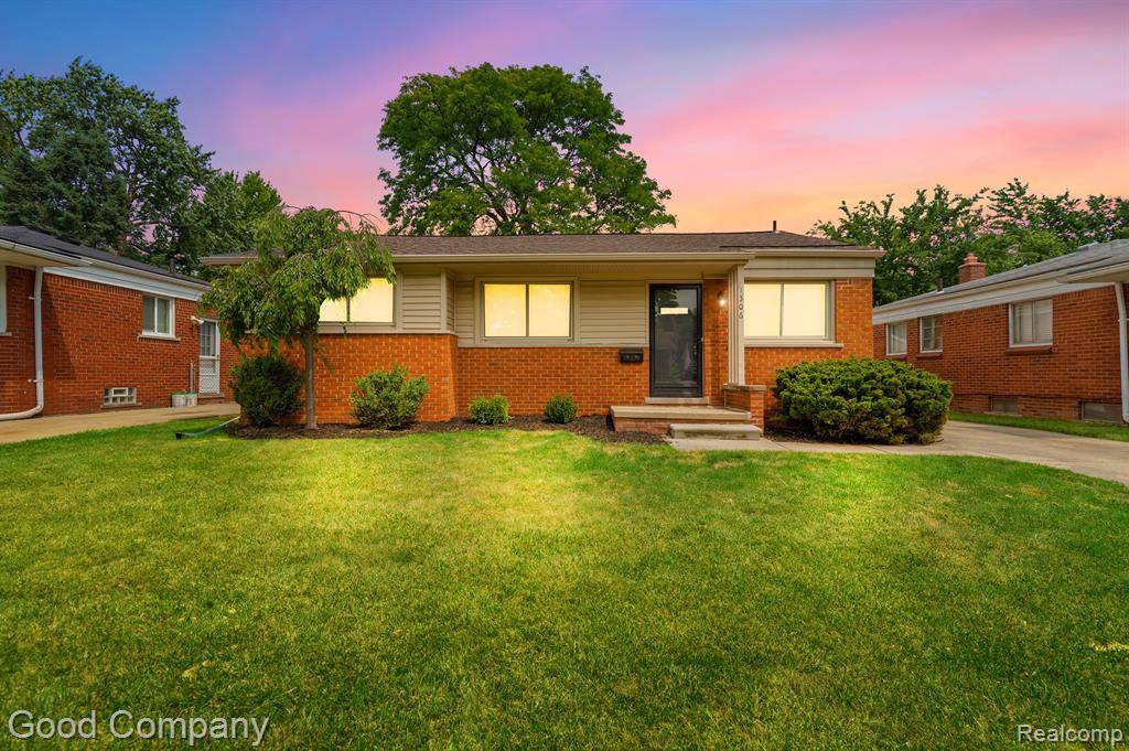 1306 HICKORY Avenue, Royal Oak, MI 48073