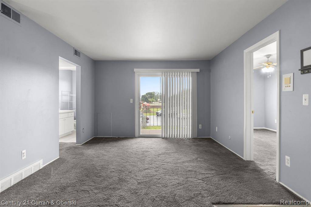 Allen Park, MI 48101,10159 ALLEN POINTE Drive